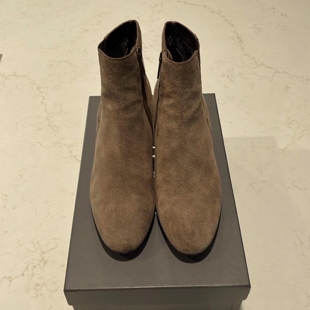 Aquatalia taupe suede boots size 11. Gently worn. 2.25 inch dark brown heels.